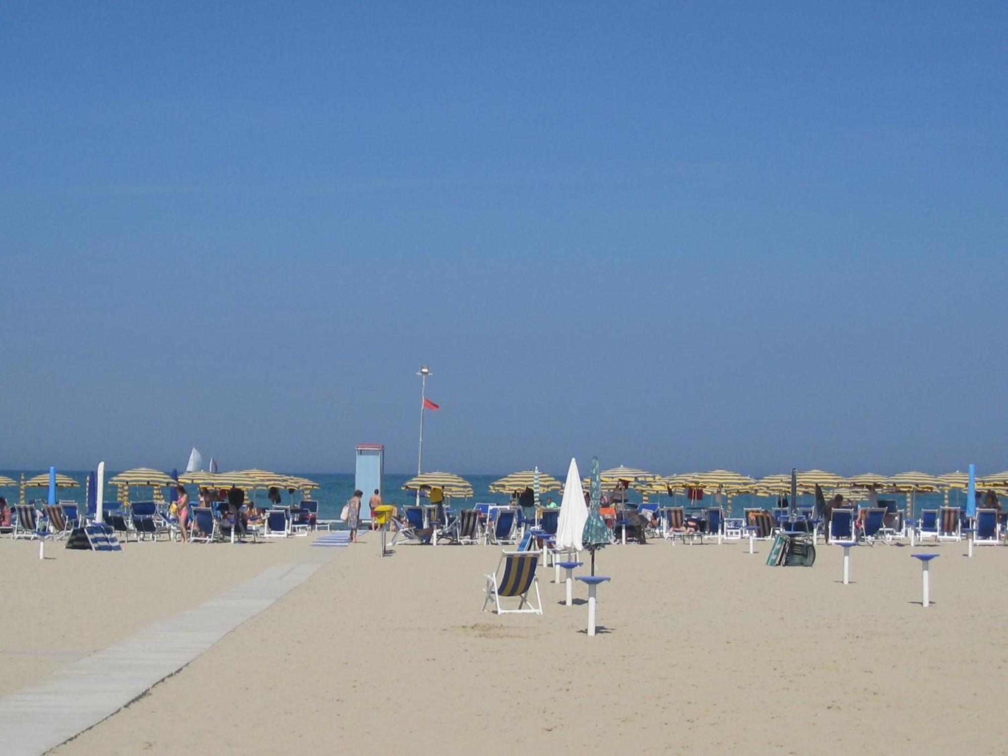 Hotel Miramare Giulianova Eksteriør billede